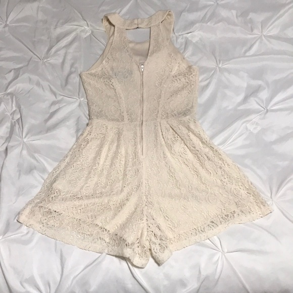 City Triangles Romper size 1 - Picture 2 of 5